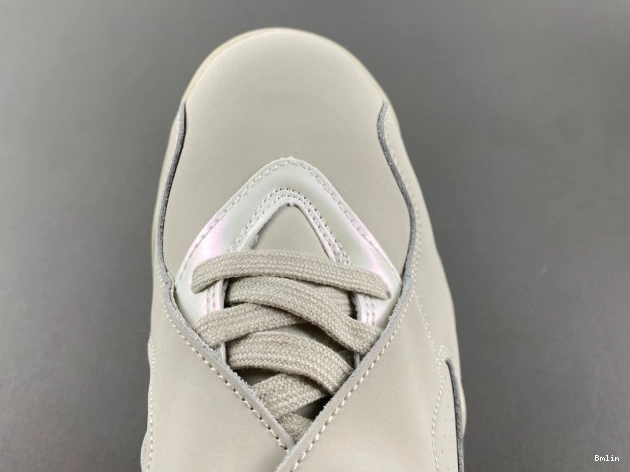 Bmlin 8 Jordan Champagne 832821-030 Retro 0819